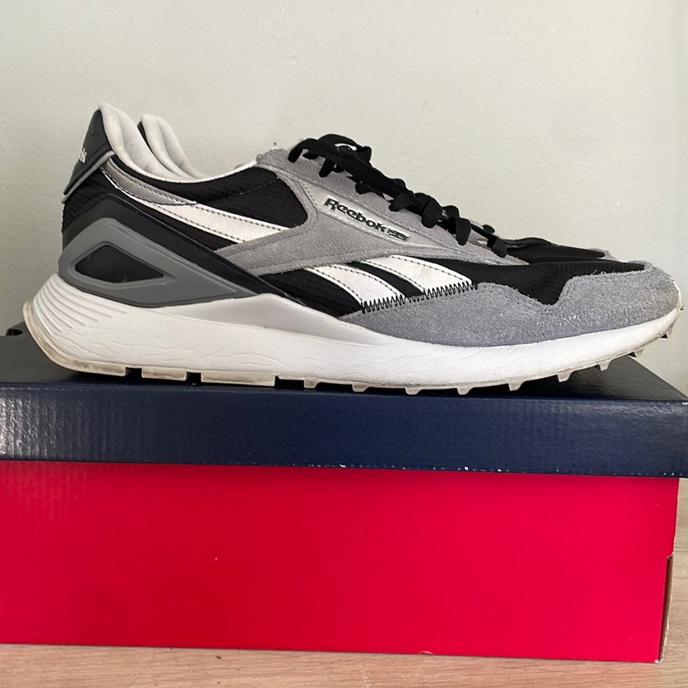 Reebok CL Legacy AZ